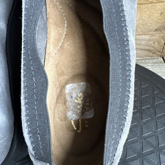 Clarks Artisan Womens Size 6 Bellevue Cedar Gray Suede Slip On Comfort Shoes - Picture 6 of 10